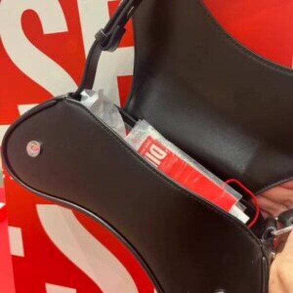 Diesel Women's Play-Crossbody Bag In Glossy Pu - Picture 6 of 6